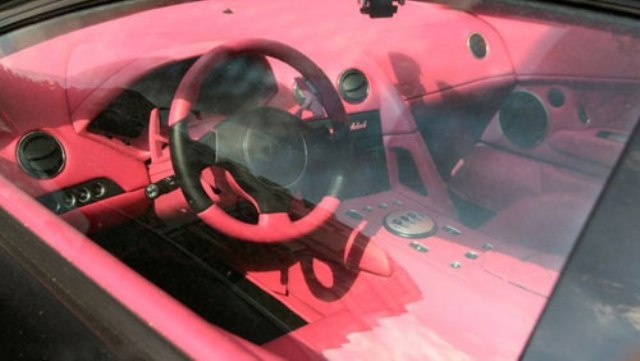 Неплохая тачка :)