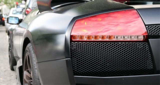 Неплохая тачка :)