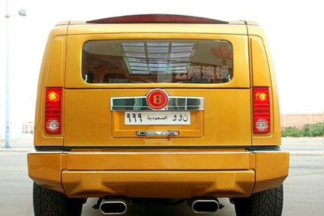 У Бентли нет внедорожников, но для арабского шейха это непроблема