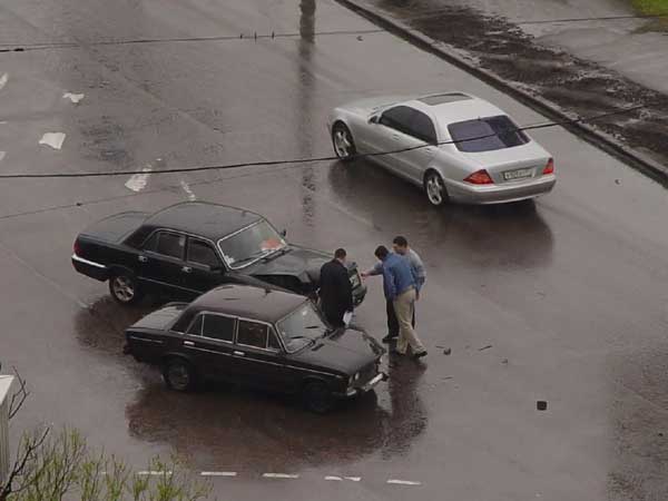 Очень неудачный перекресток...