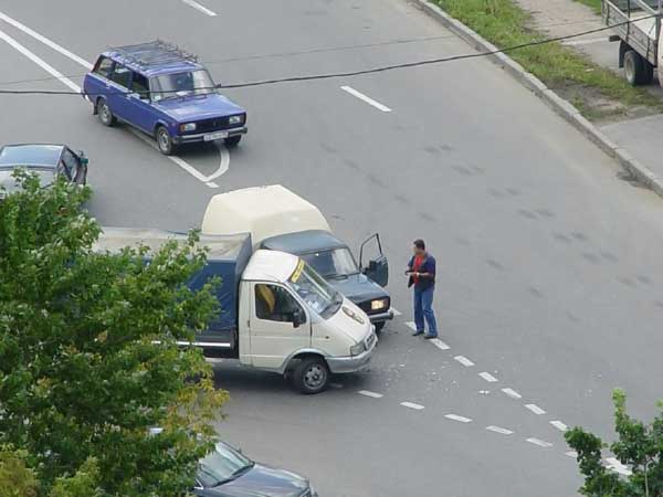 Очень неудачный перекресток...