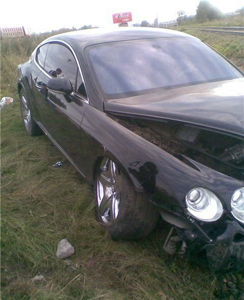 Бэнтли на российских дорогах. Хорошая машина... была