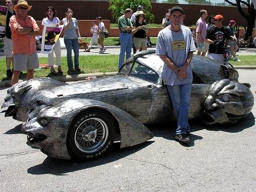 Да... такие машины не каждый день увидишь