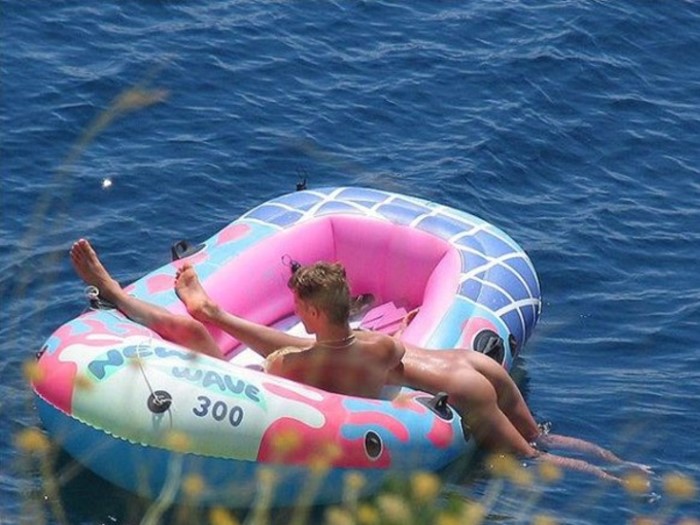 Секс у всех на виду