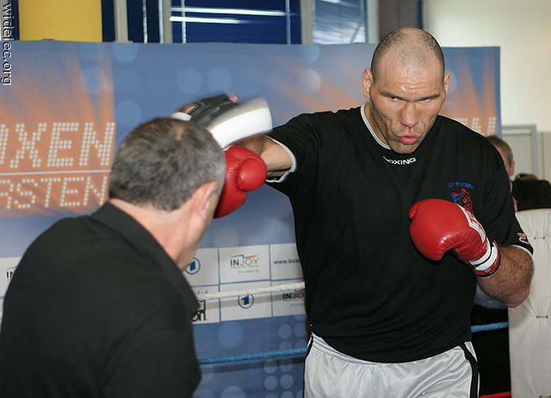 Николай Валуев