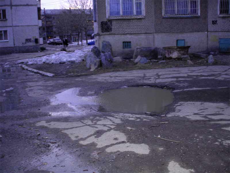 Суровые сахалинские дороги