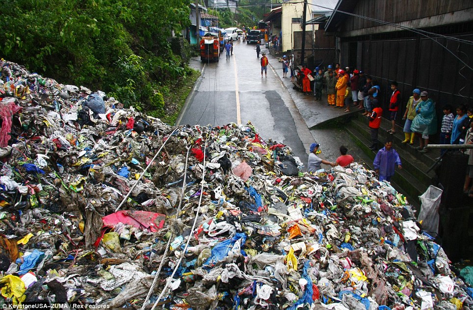 Лавина из мусора на Филиппинах