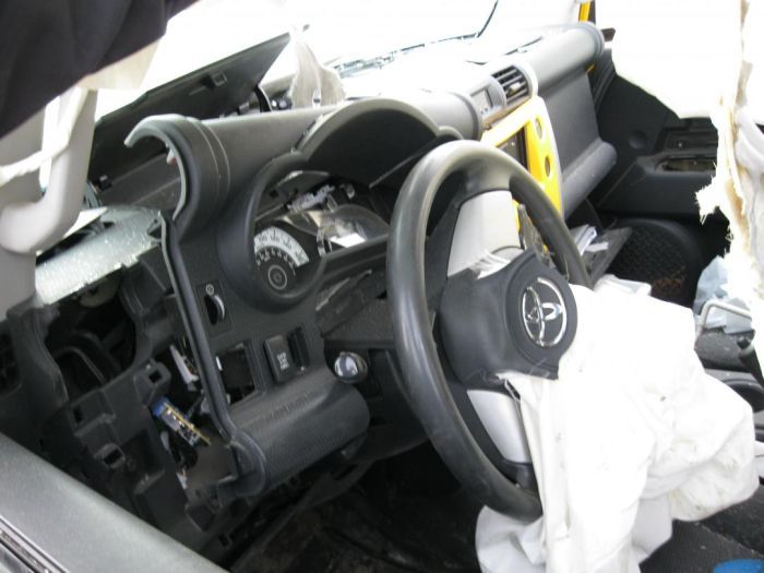 ����������� ������ ������� � ���������� ������ Toyota FJ Cruiser