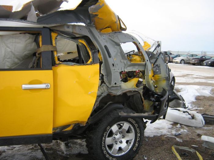 ����������� ������ ������� � ���������� ������ Toyota FJ Cruiser