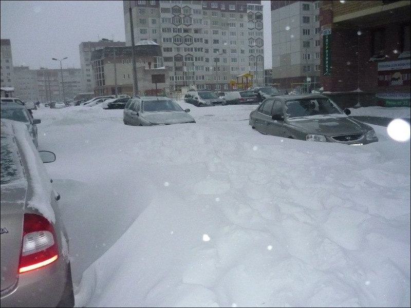 Последствия двухдневного снегопада в Пскове