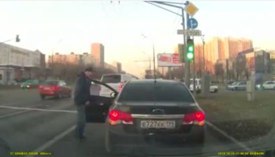 Вооруженный водитель