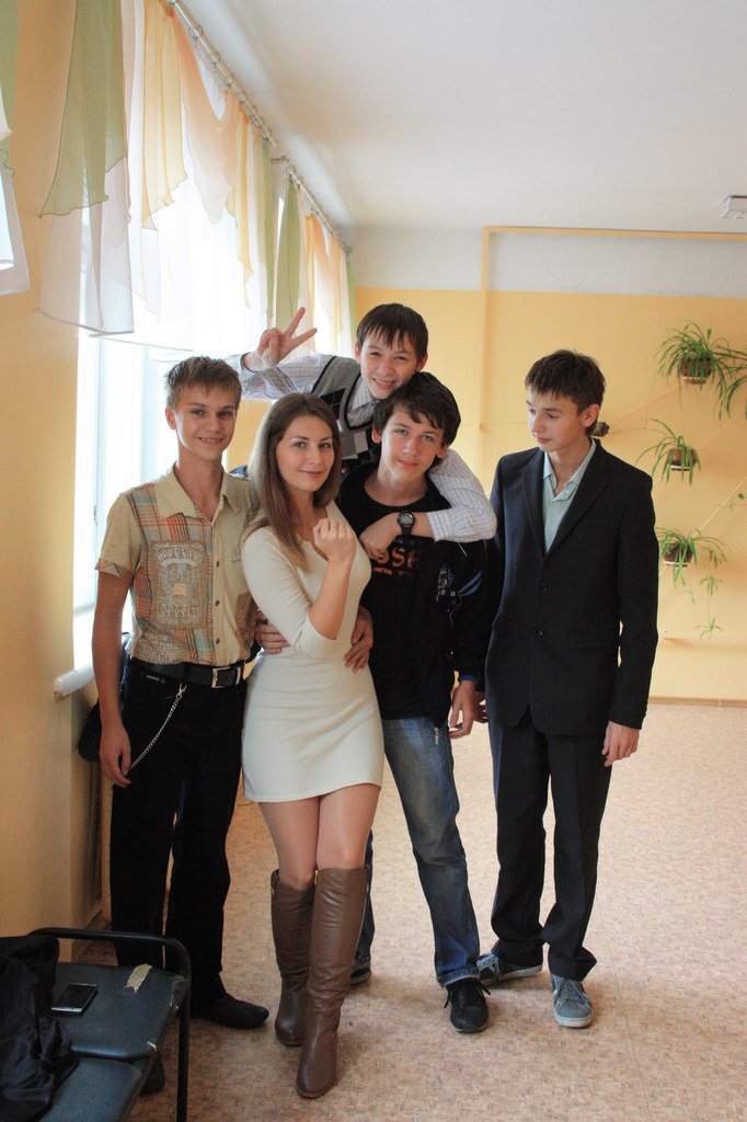 Русские студенты поменялись своими девушками