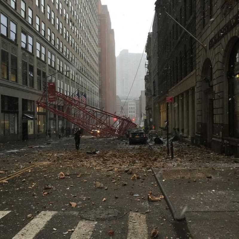 Упавший в Нью-Йорке башенный кран