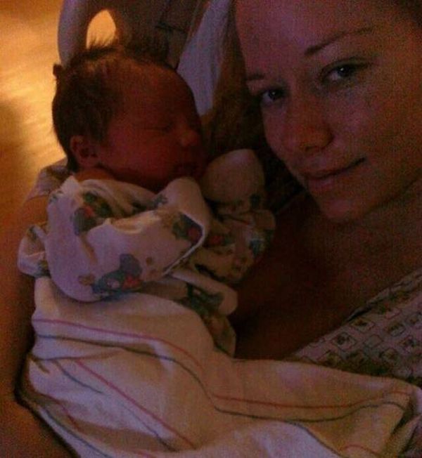 Бывшая модель Playboy Кендра Уилкинсон опубликовала свои фото, сделанные после второй беременности