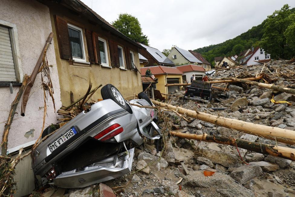Жуткие кадры потопа в Германии