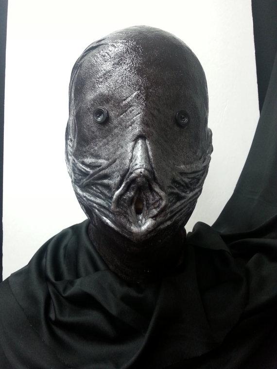 Оригинальная маска для BDSM-вечеринки