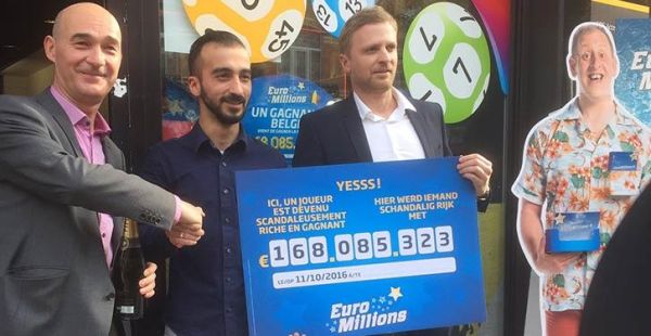 Выигравший в лотерею 168 миллионов евро дворник прогулял работу