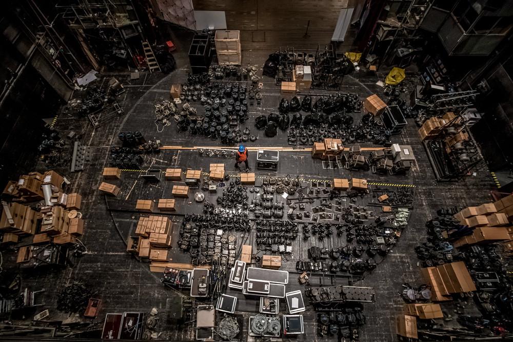 Полицейские обнаружили арсенал из 10 000 стволов, которые предназначались террористам