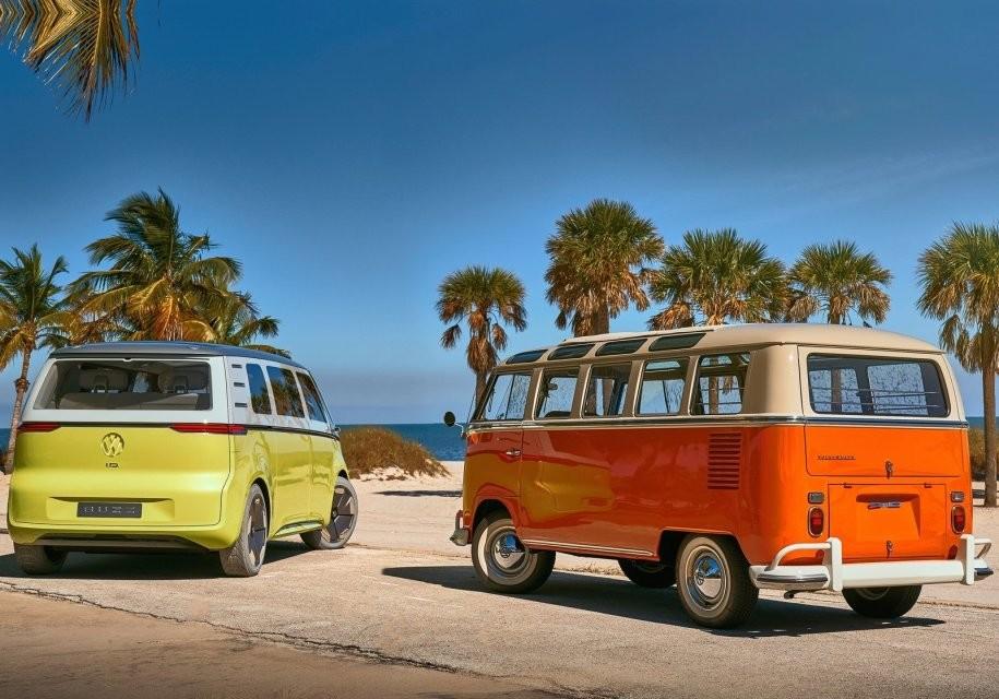 Volkswagen представил мечту хиппи из 60-х с электрическим двигателем Volkswagen представил мечту хиппи из 60-х с электрическим двигателем