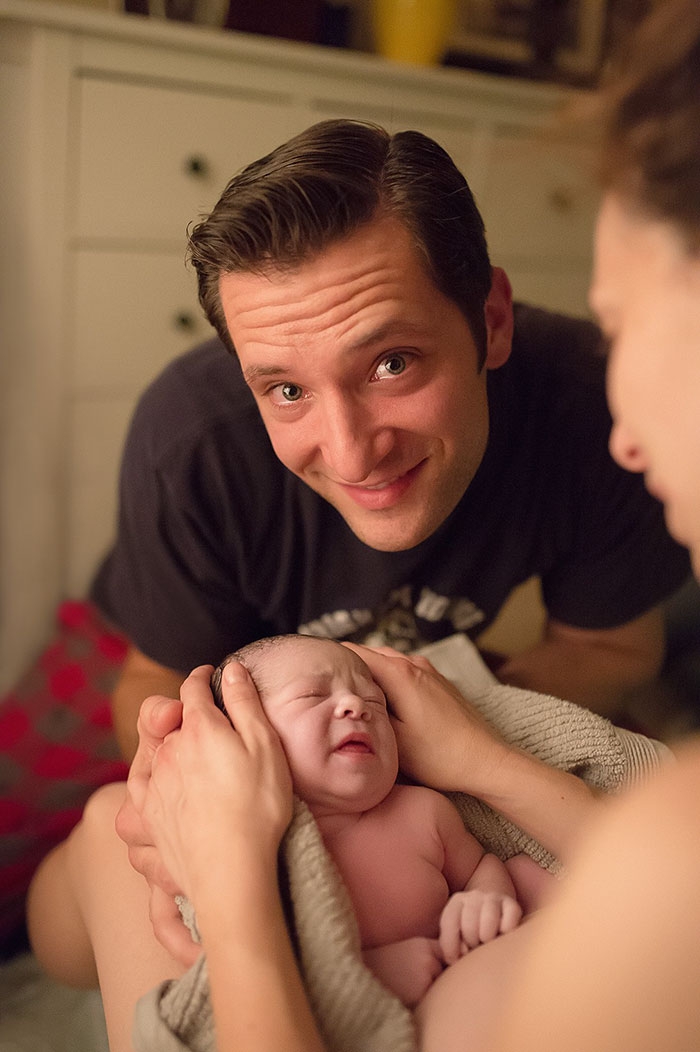 25 мощных фотографий отцов, присутствовавших при рождении своего ребенка
