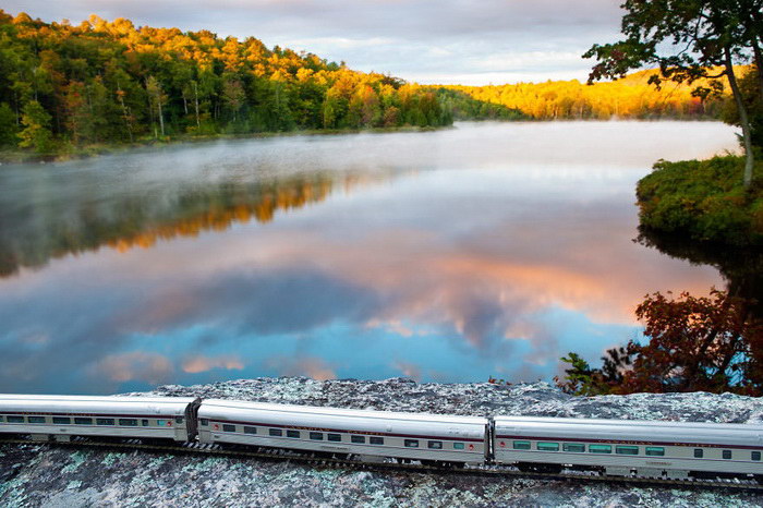 Путешествие на игрушечном поезде по Канаде в фотографиях Jeff Friesen
