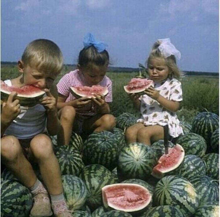 Фото из советского детства, которые на мгновенье перенесут вас в прошлое