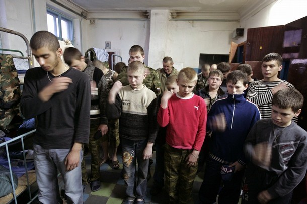 Детский военизированный тренировочный лагерь под Ставрополем