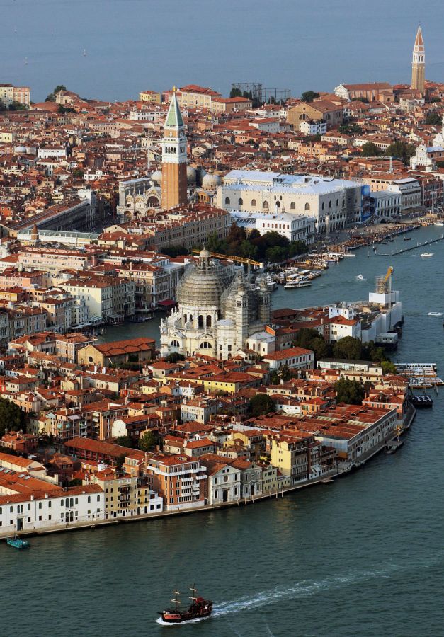 Венеция с высоты птичьего полета. Очень красиво!