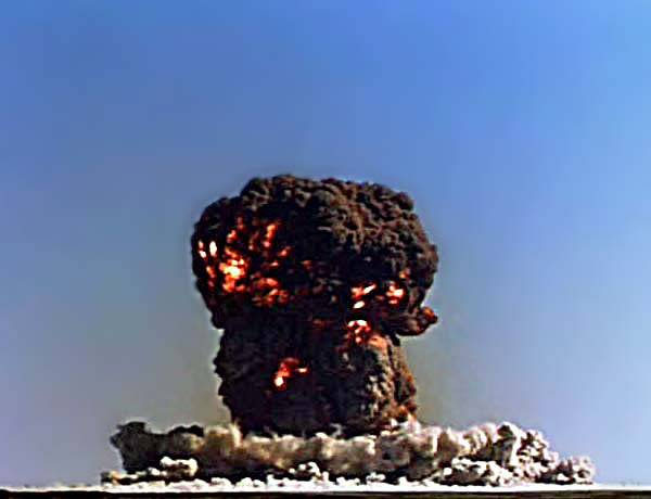 Ядерные взрывы
