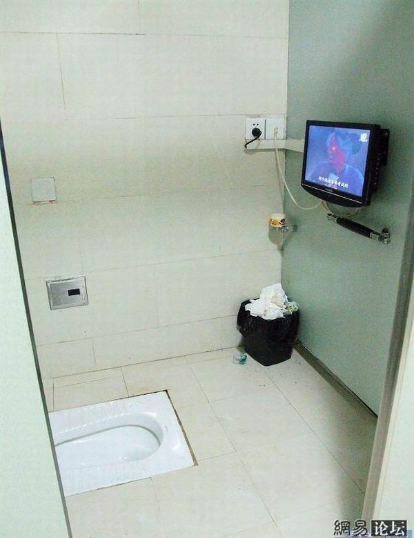 Поликлиники и туалеты в Китае