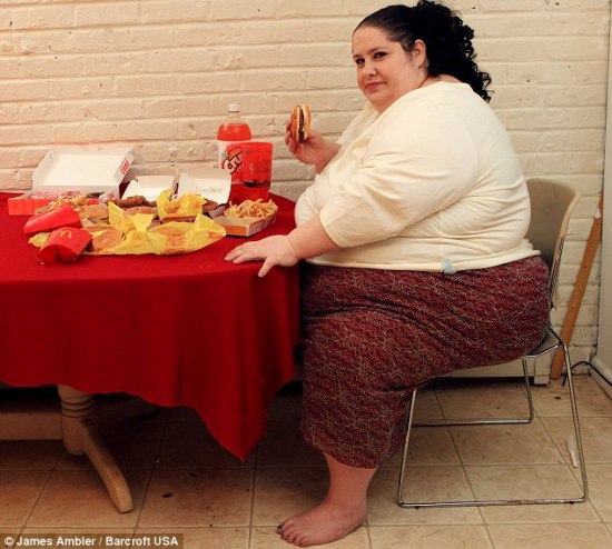 Хочет стать самой толстой женщиной в мире