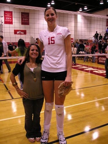 Очень высокие девушки