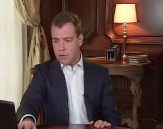 Медведев спалился :)