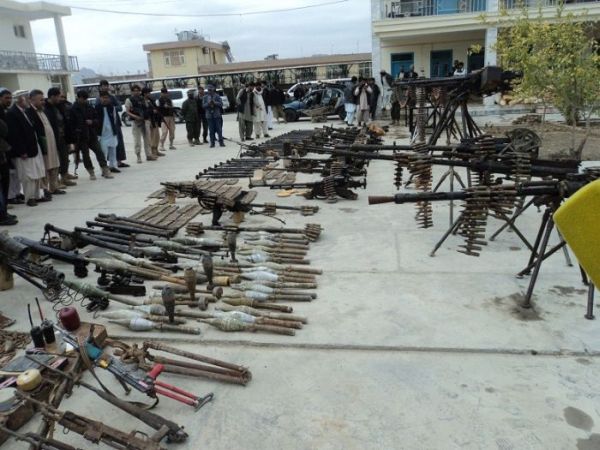 Конфискованное оружие у бойцов Талибана