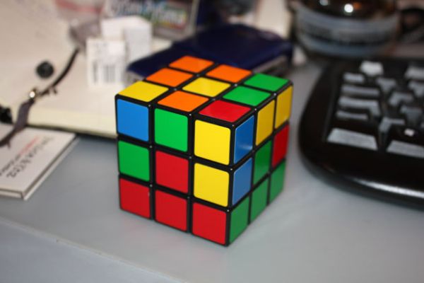 Картины из кубиков Рубика