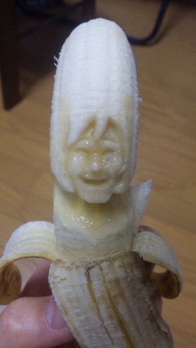 Резьба по бананам :)
