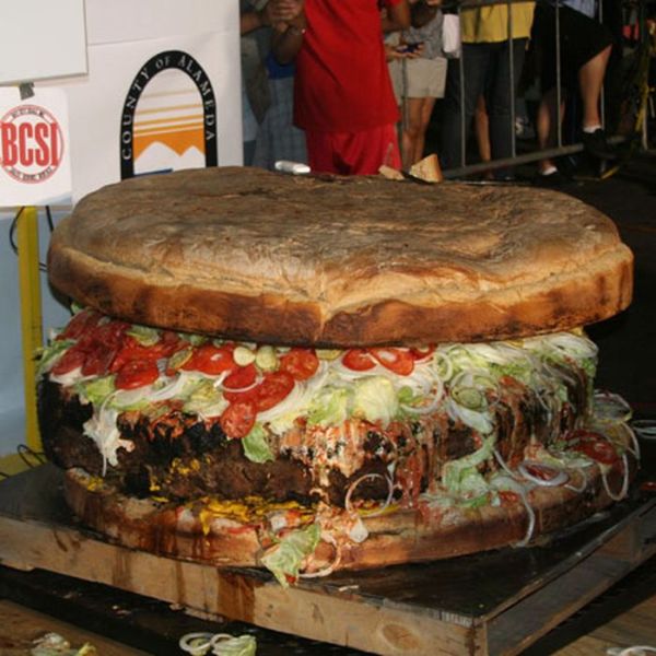 Самый большой гамбургер
