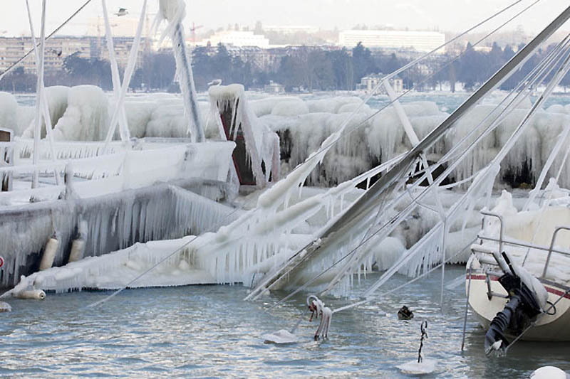 Фестиваль ледяных скульптур на Женевском озере
