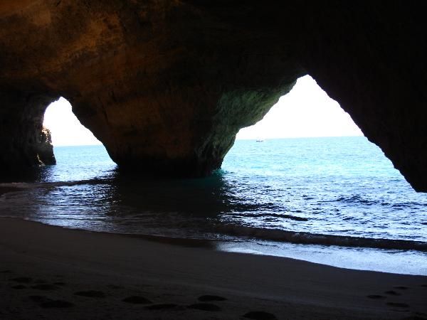 Пещерный пляж