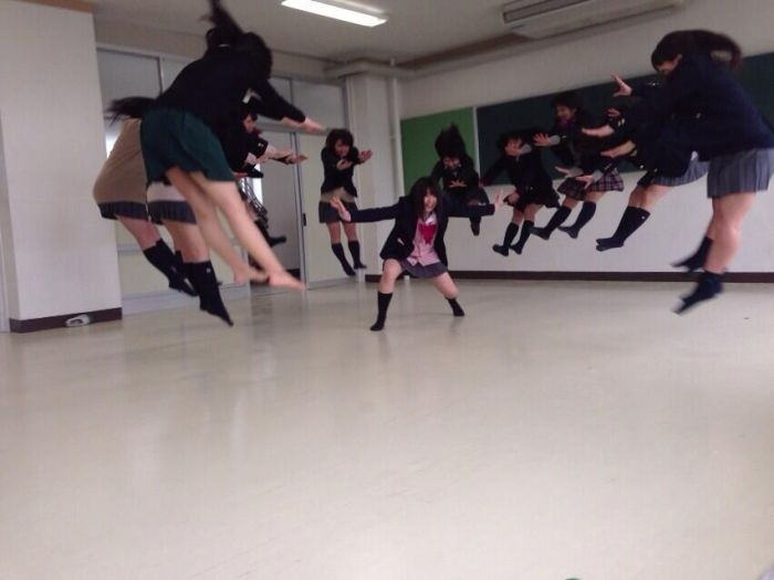 Hadokening - новое развлечение среди японских школьниц