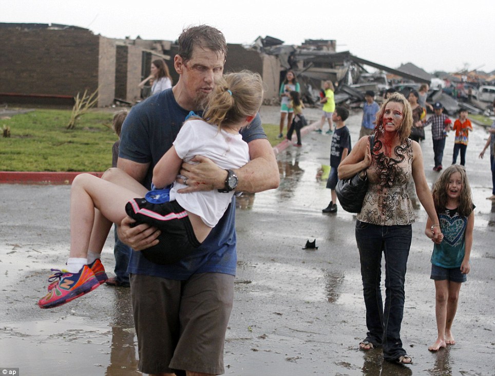 Последствия ужасного торнадо в Оклахоме