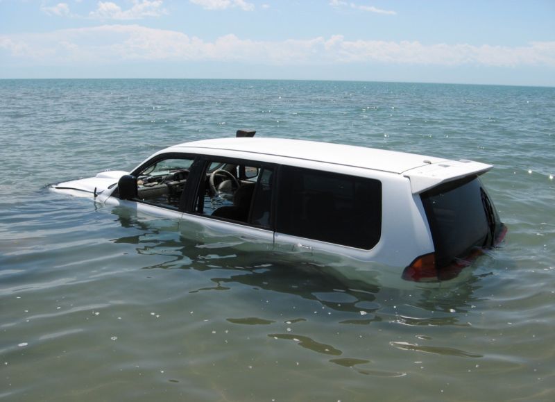 Караван утопленников в водохранилище