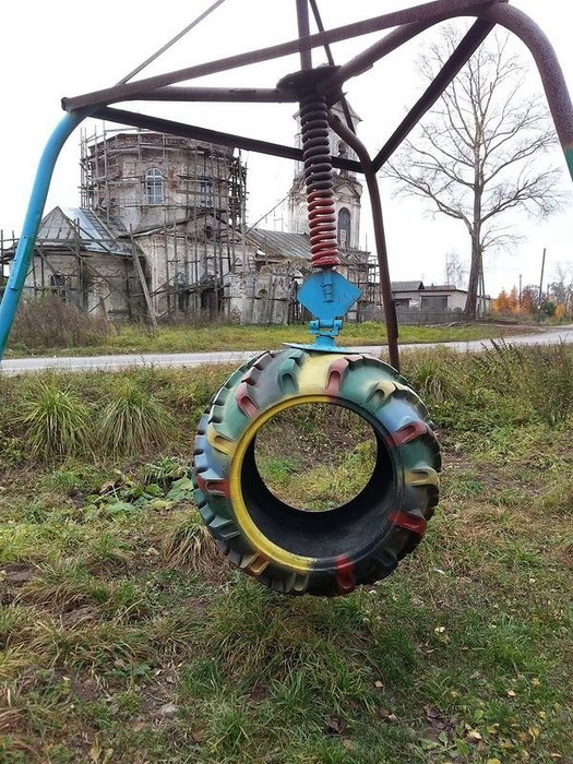 Индустриальная детская площадка в Тверской области