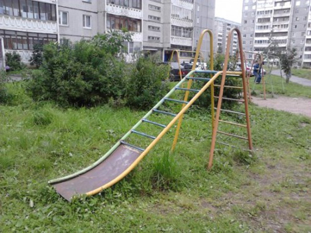 Ужасы детских площадок