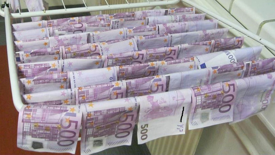 Из Дуная выловили более 100 тысяч евро