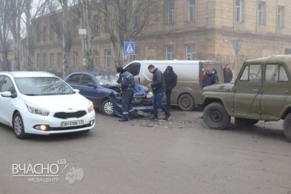 Последствия лобового столкновения Daewoo и УАЗа Последствия лобового столкновения Daewoo и УАЗа