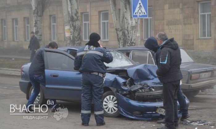 Последствия лобового столкновения Daewoo и УАЗа Последствия лобового столкновения Daewoo и УАЗа