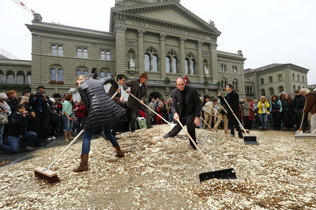 В Швейцарии сорят деньгами по-крупному