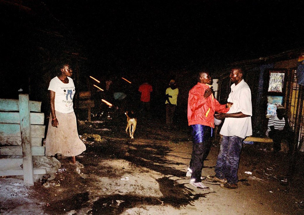 Ночная жизнь в Уганде: золотая молодежь, сутенеры и лучники