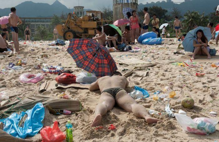 Как выглядит пляжный отдых китайцев